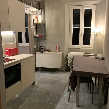 Al Molo 5 - Jacuzzi Apartment