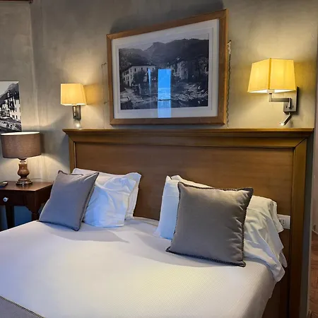 Al Molo 5 - Jacuzzi Apartment